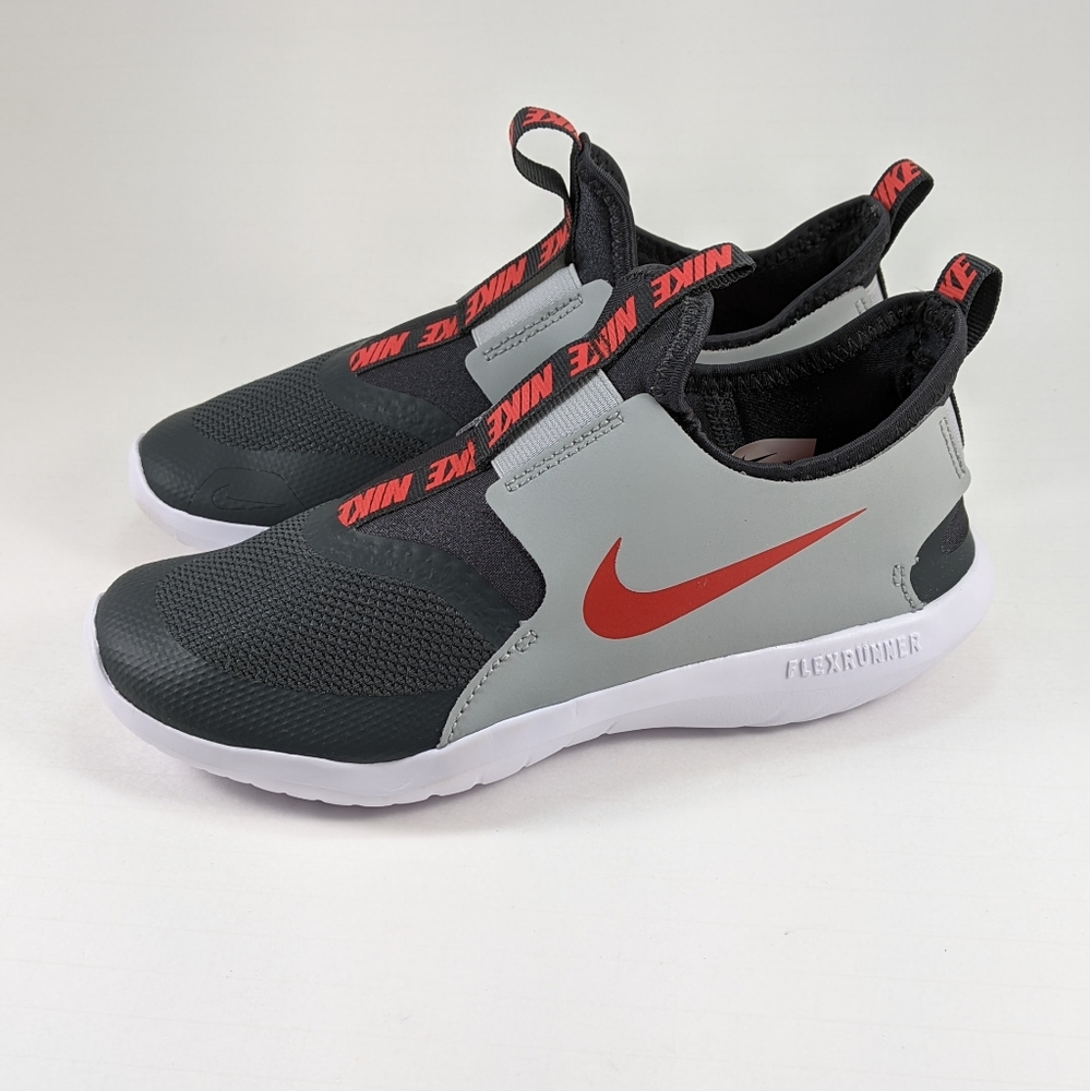 Nike Kids Flex Runner Slip on Sneaker -  size 3Y